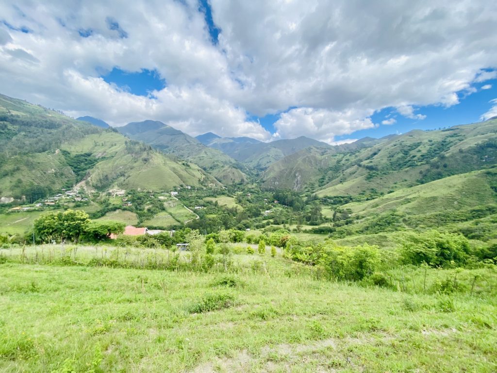Great view from this land in Vilcabamba
