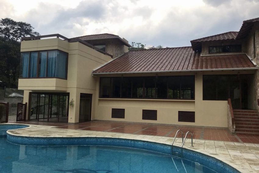 06E20E3F-34B9-4CD5-A8C3-C19F0B9706BA