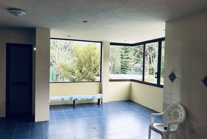 1319BF60-E543-472B-B6B1-EFBD4A434589