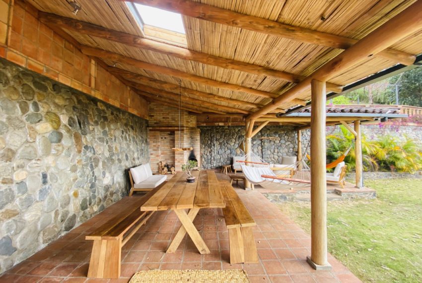 288A6145-D149-4F04-99CB-C1E6F8CAE36C