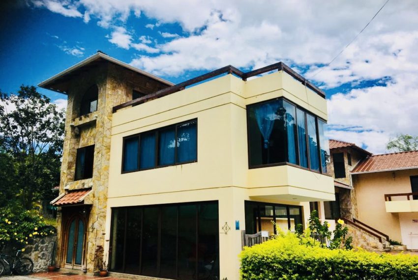 78DB5E82-1028-4DEF-B8B7-840234147634