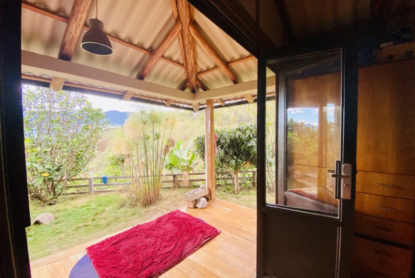 7D172F33-D663-4A0F-B981-FFEC9E4679D9