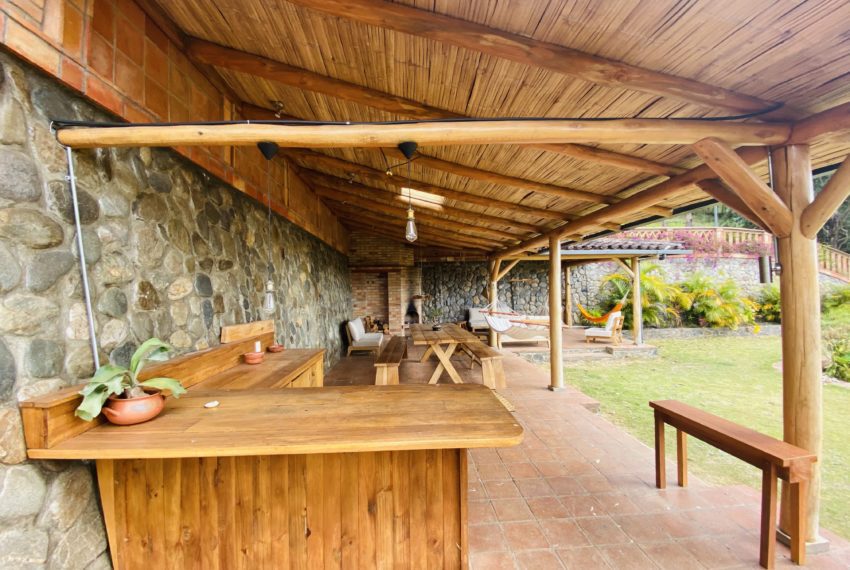 991079BC-919D-4E13-BF82-C8F0F6574944