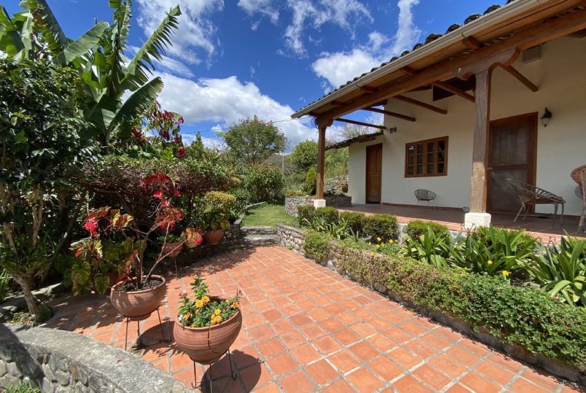 A4D78C8D-A5C6-4A85-B9D9-D764D512A696