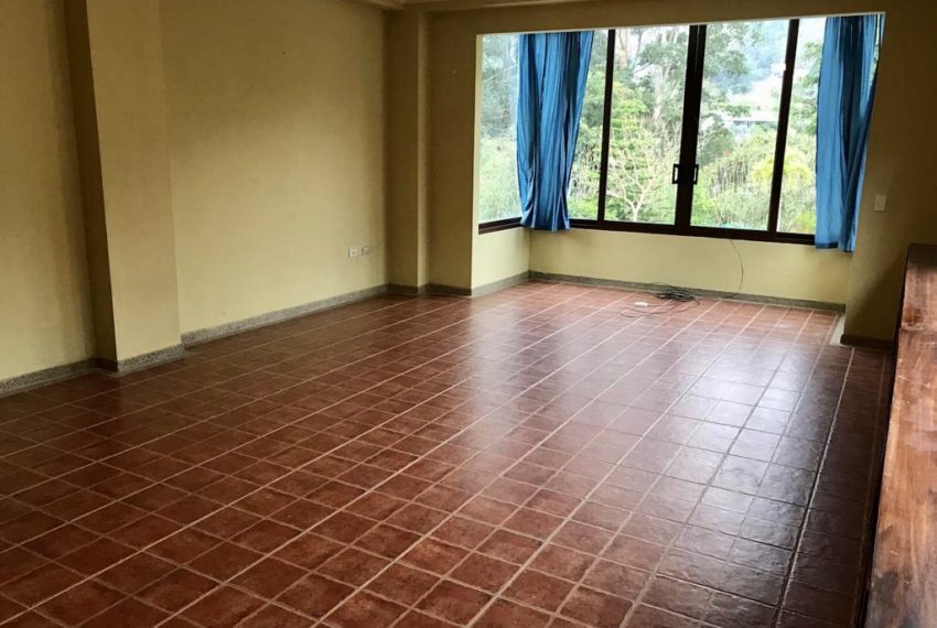 F0F23E7F-96C4-472B-8FC9-80D99E5208FB