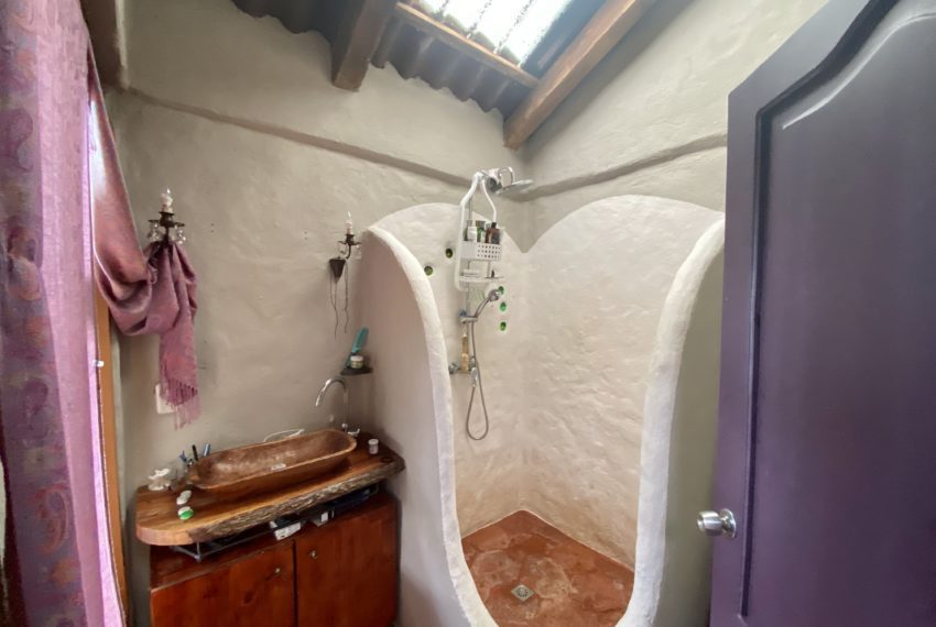 F35FD893-1BB0-46EB-8911-EA5071CAB6DA