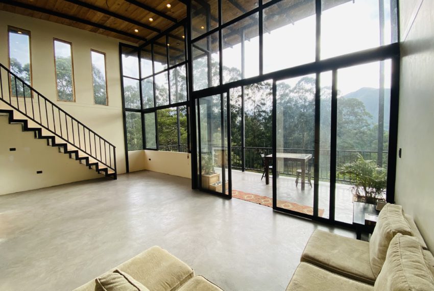 31A9F283-9D4E-4352-8C43-95D017619D26