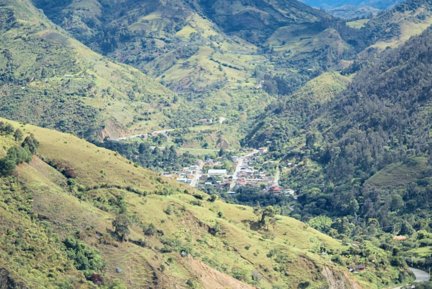 ED9EA692-408C-4751-BC5C-02D353760D97