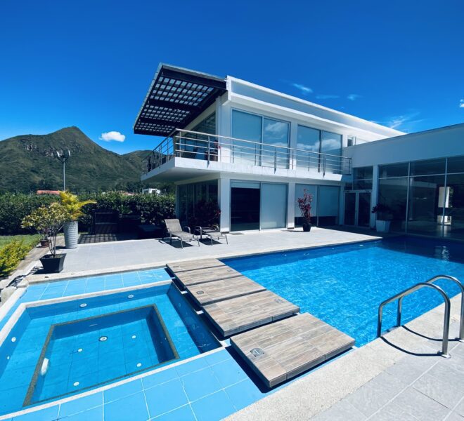 Luxury contemporary estate in Malacatos Ecuador with pool and landscaped gardens