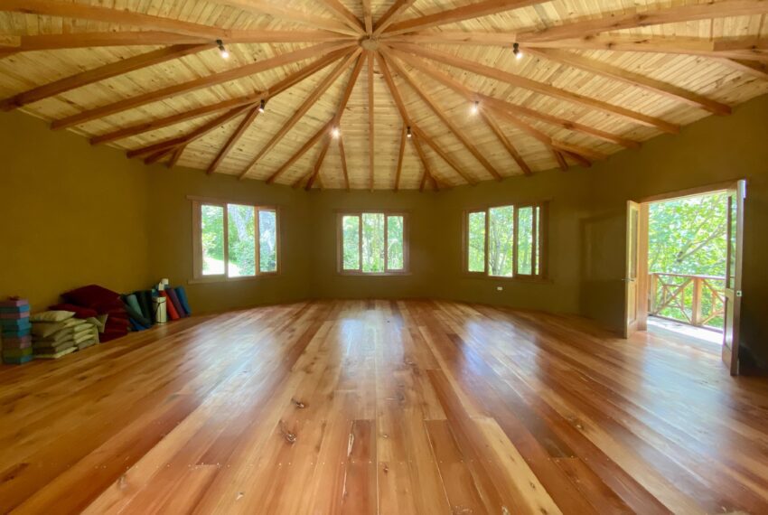 riverfront house for rent with yoga shala in san pedro de vilcabamba